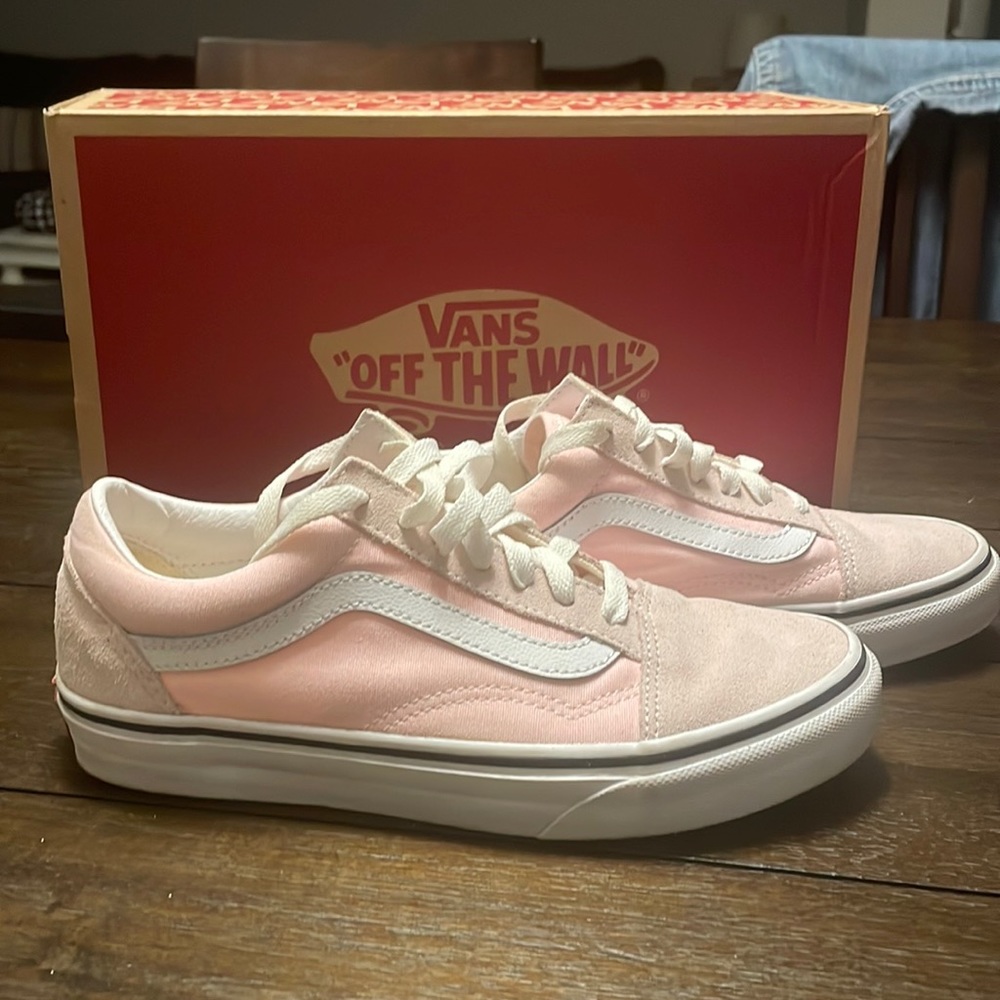 Excellent condition size 5 boys Vans